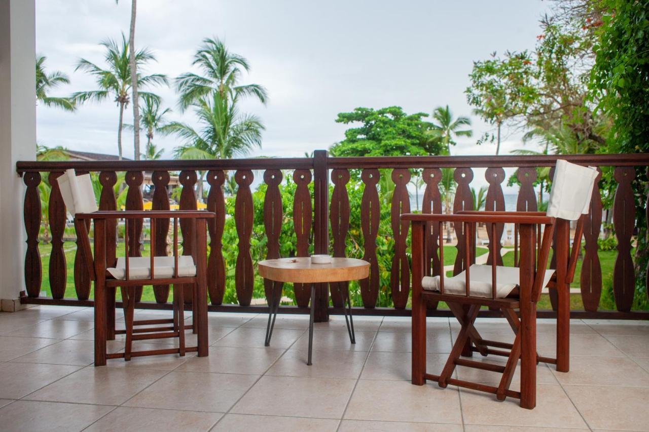 Royal Beach Hotel Ambatoloaka  Buitenkant foto